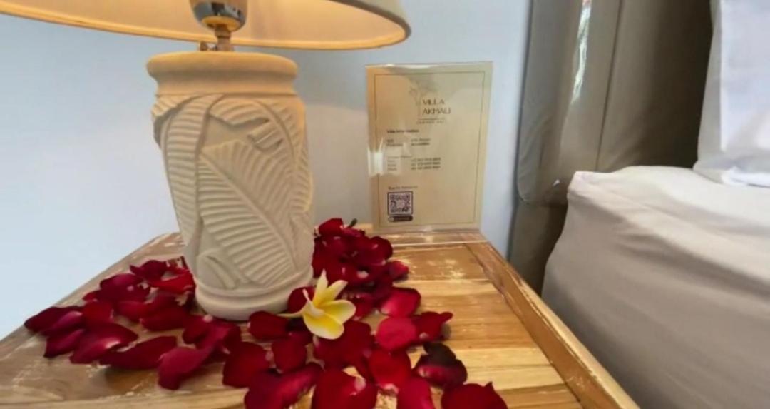 Villa Akmali Canggu - 2 Bedrooms Екстер'єр фото
