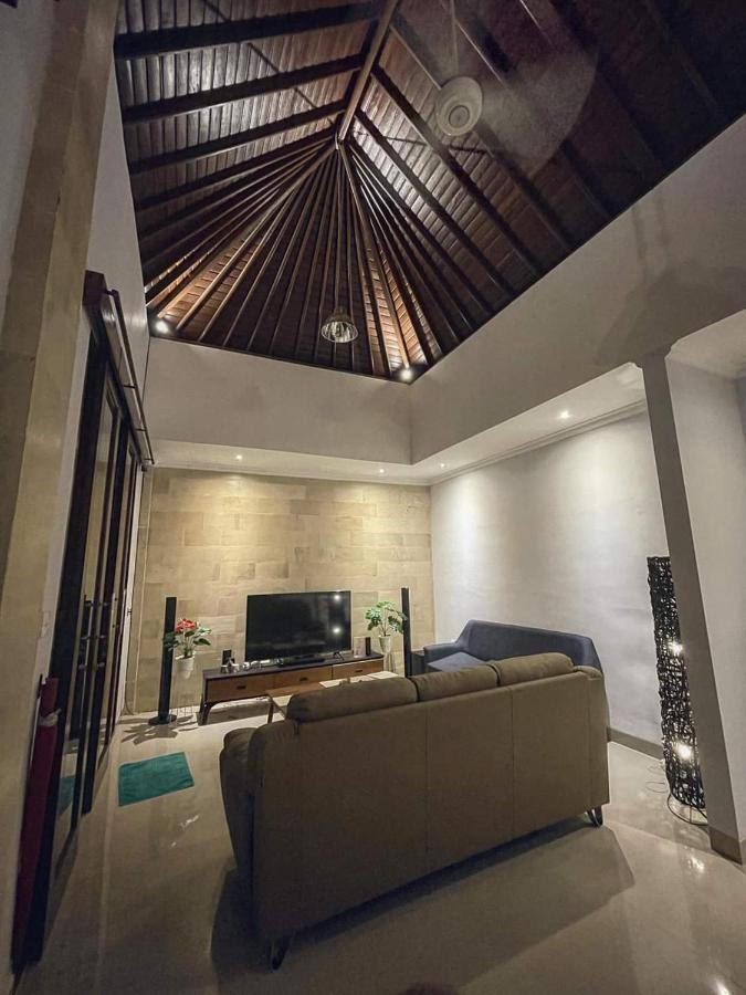 Villa Akmali Canggu - 2 Bedrooms Екстер'єр фото